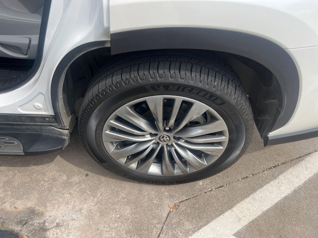 2021 Toyota Highlander Platinum Hurst TX