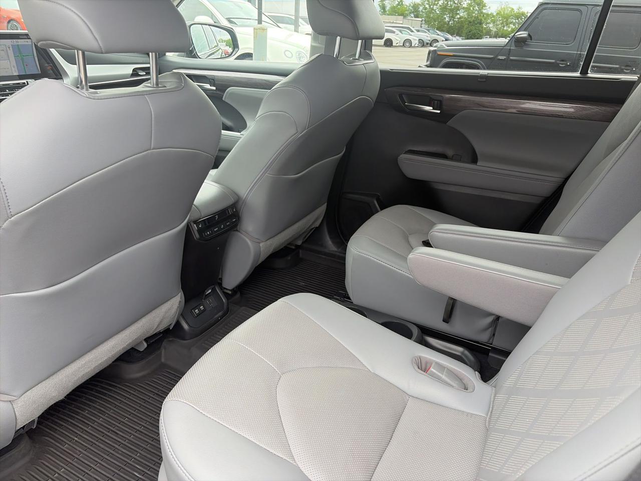 2021 Toyota Highlander Platinum Indianapolis IN