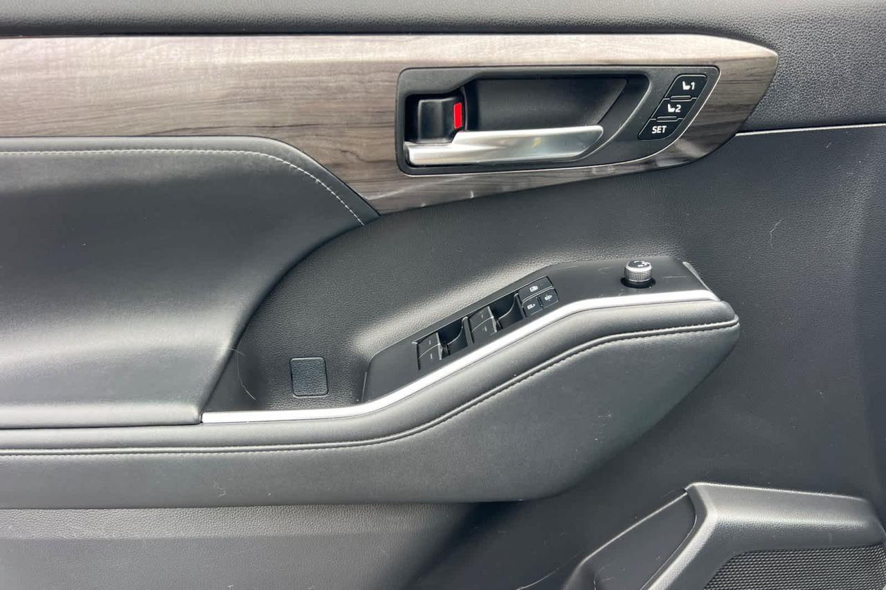 2021 Toyota Highlander Platinum Roseville CA