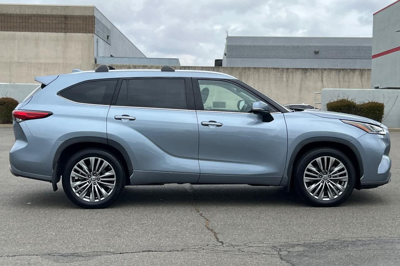 2021 Toyota Highlander Platinum Roseville CA