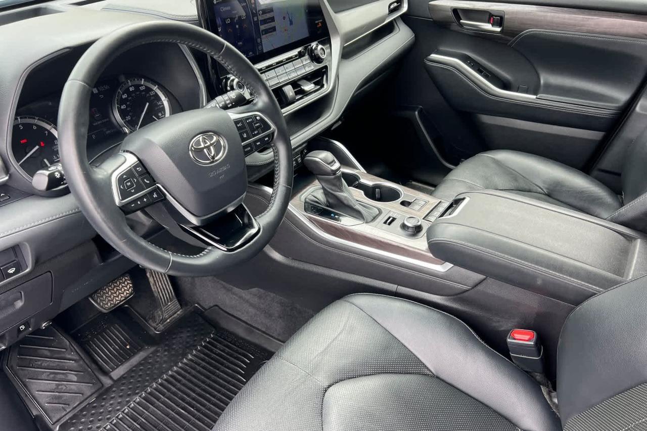 2021 Toyota Highlander Platinum Roseville CA