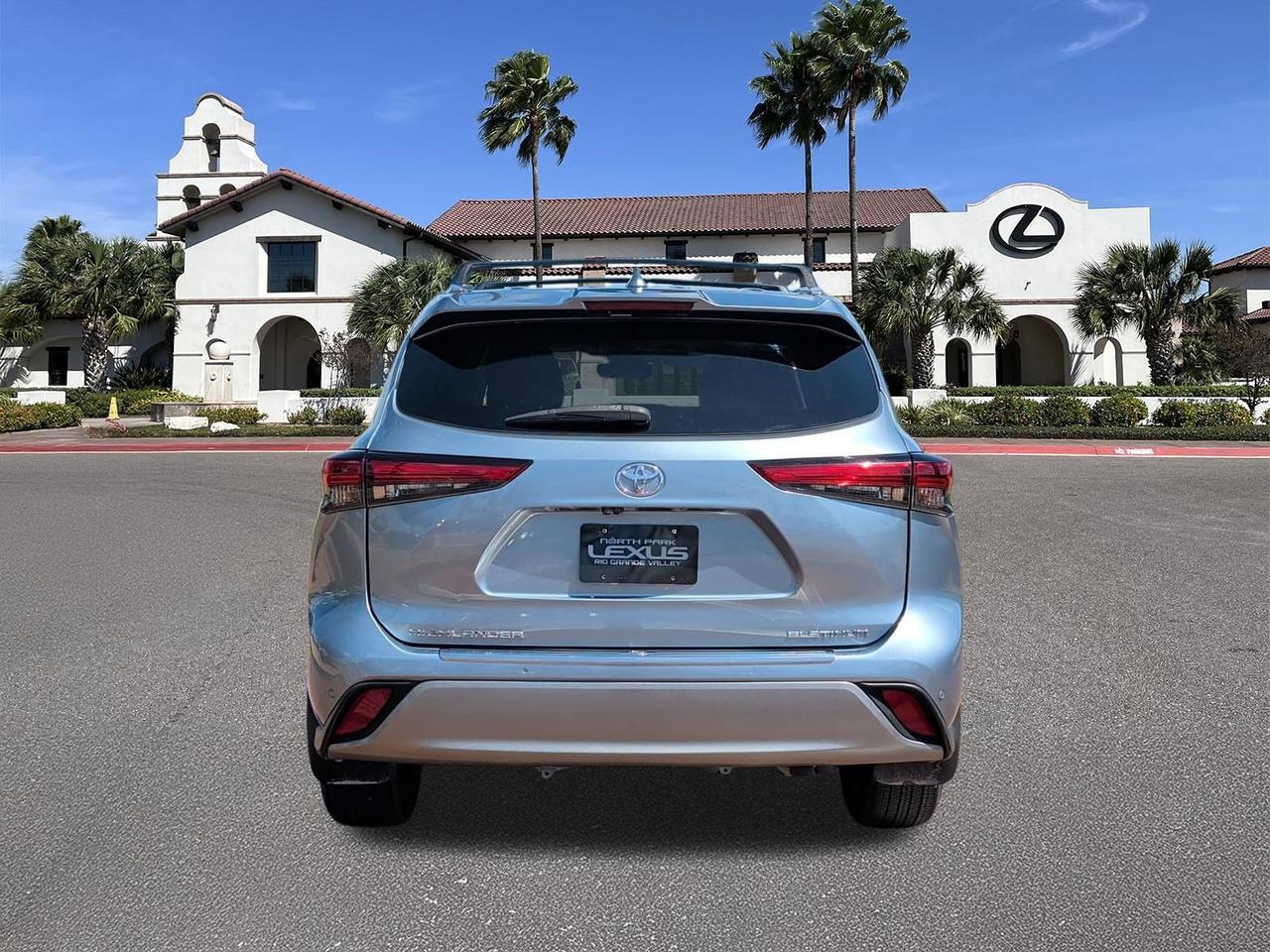 2021 Toyota Highlander Platinum