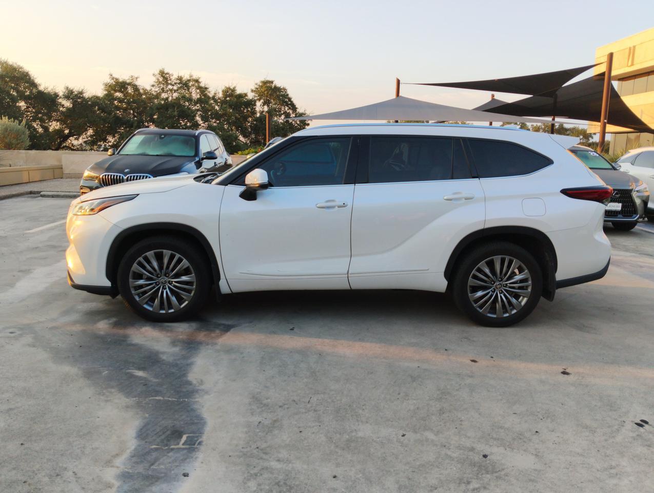 2021 Toyota Highlander Platinum