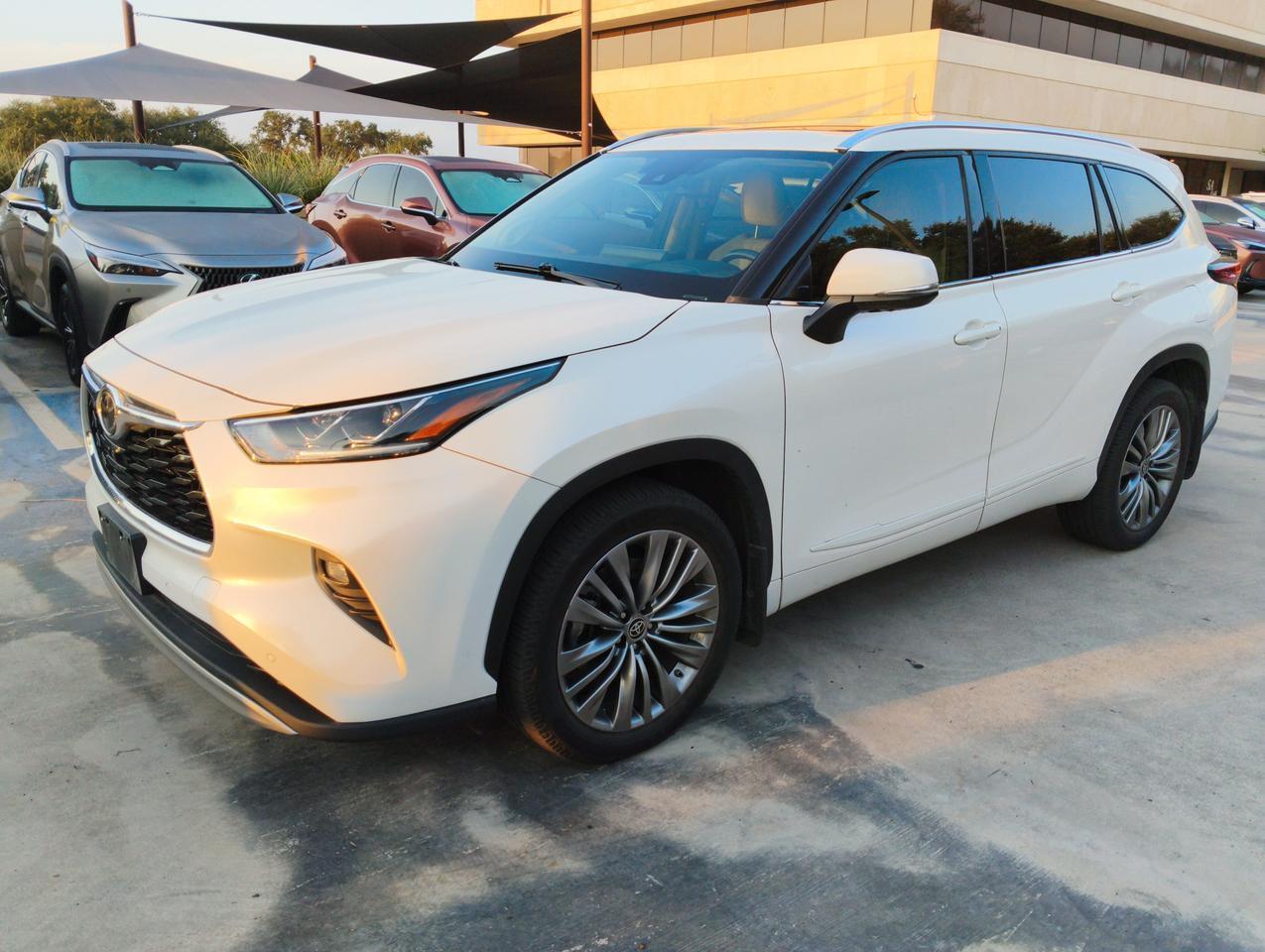 2021 Toyota Highlander Platinum