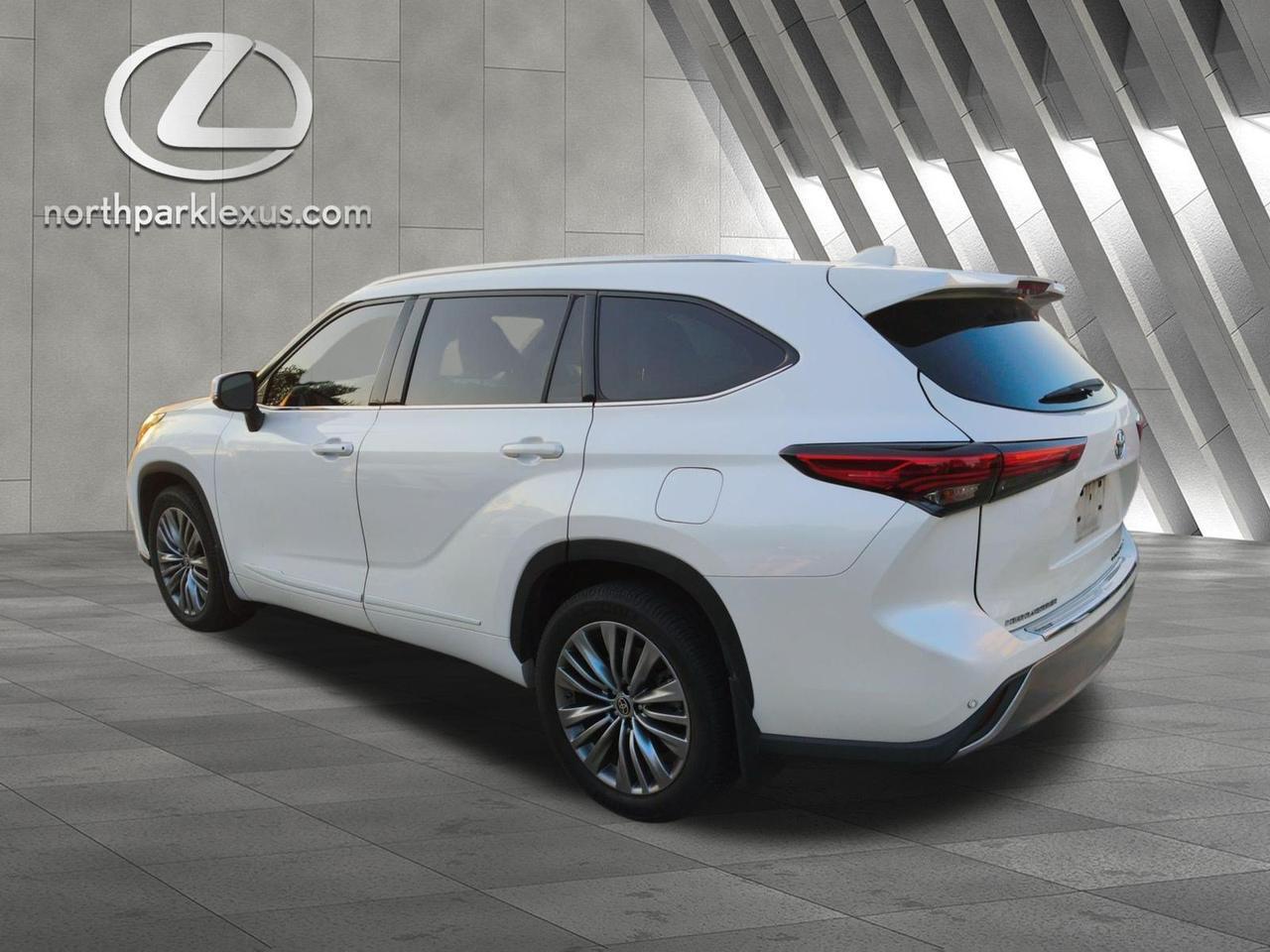 2021 Toyota Highlander Platinum