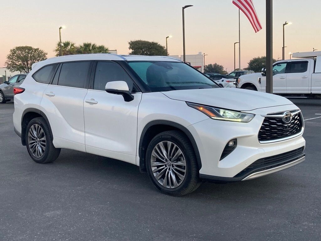 2021 Toyota Highlander Platinum