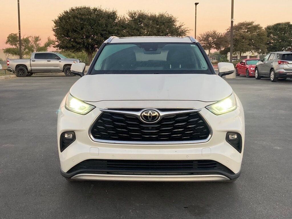 2021 Toyota Highlander Platinum