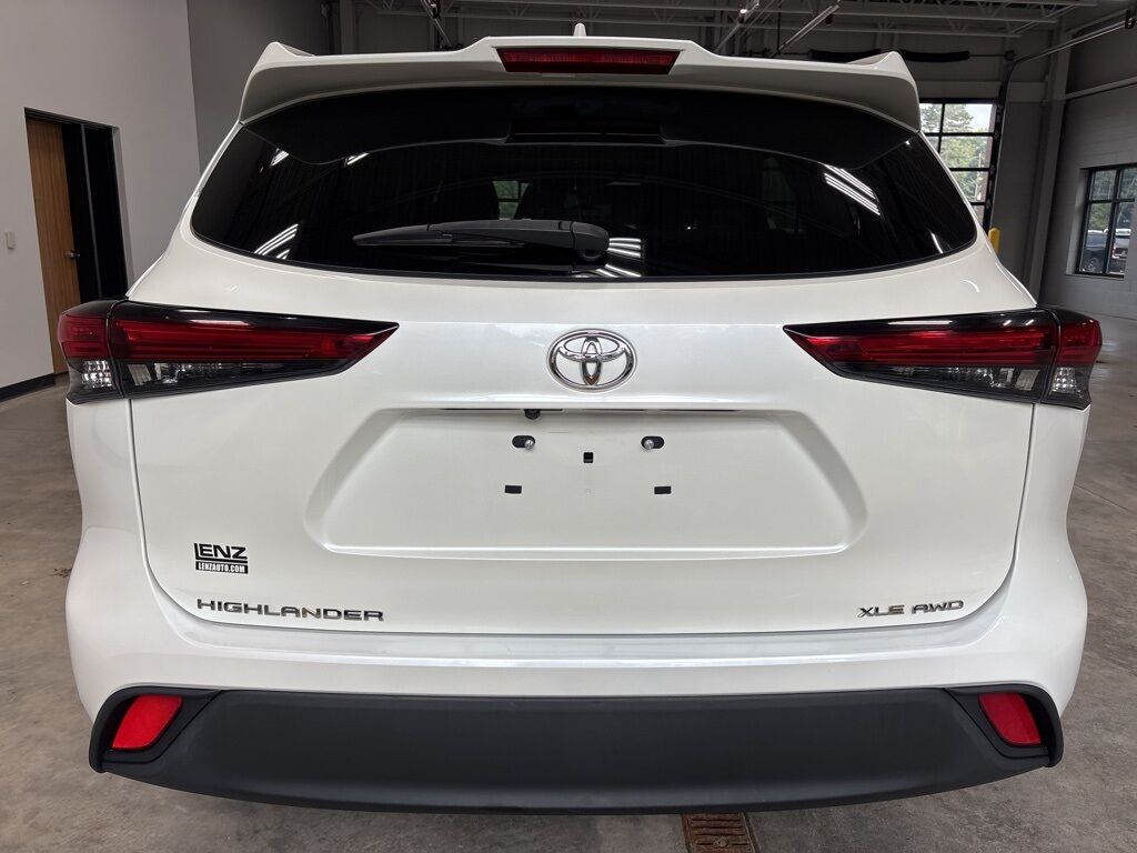 2021 Toyota Highlander XLE AWD 7 Passenger Minocqua WI