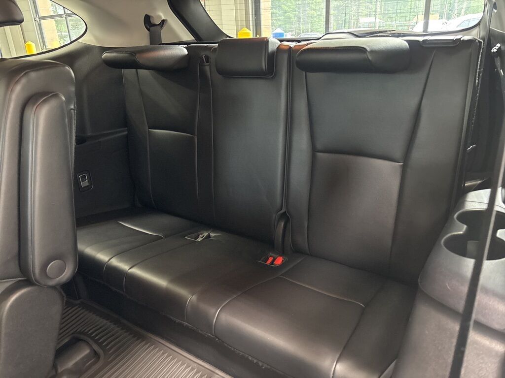 2021 Toyota Highlander XLE AWD 7 Passenger Minocqua WI