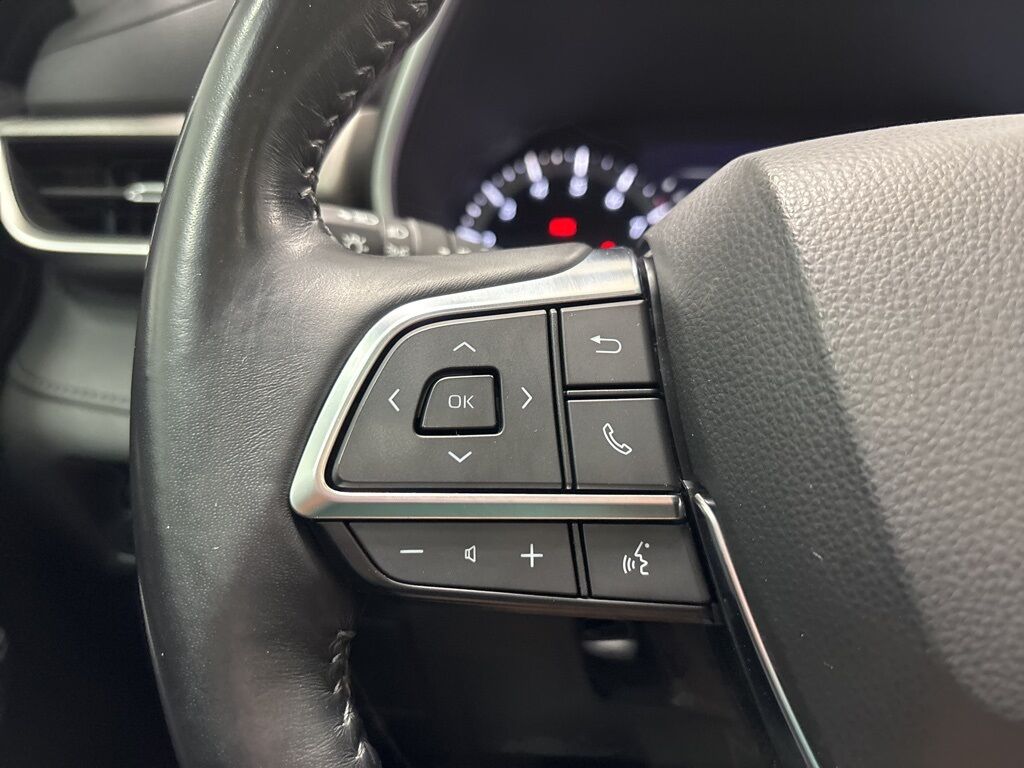 2021 Toyota Highlander XLE AWD 7 Passenger Minocqua WI