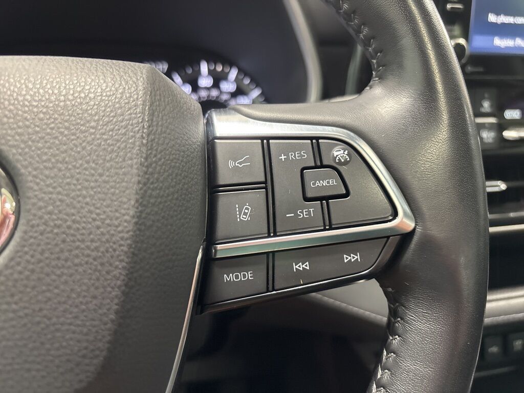 2021 Toyota Highlander XLE AWD 7 Passenger Minocqua WI