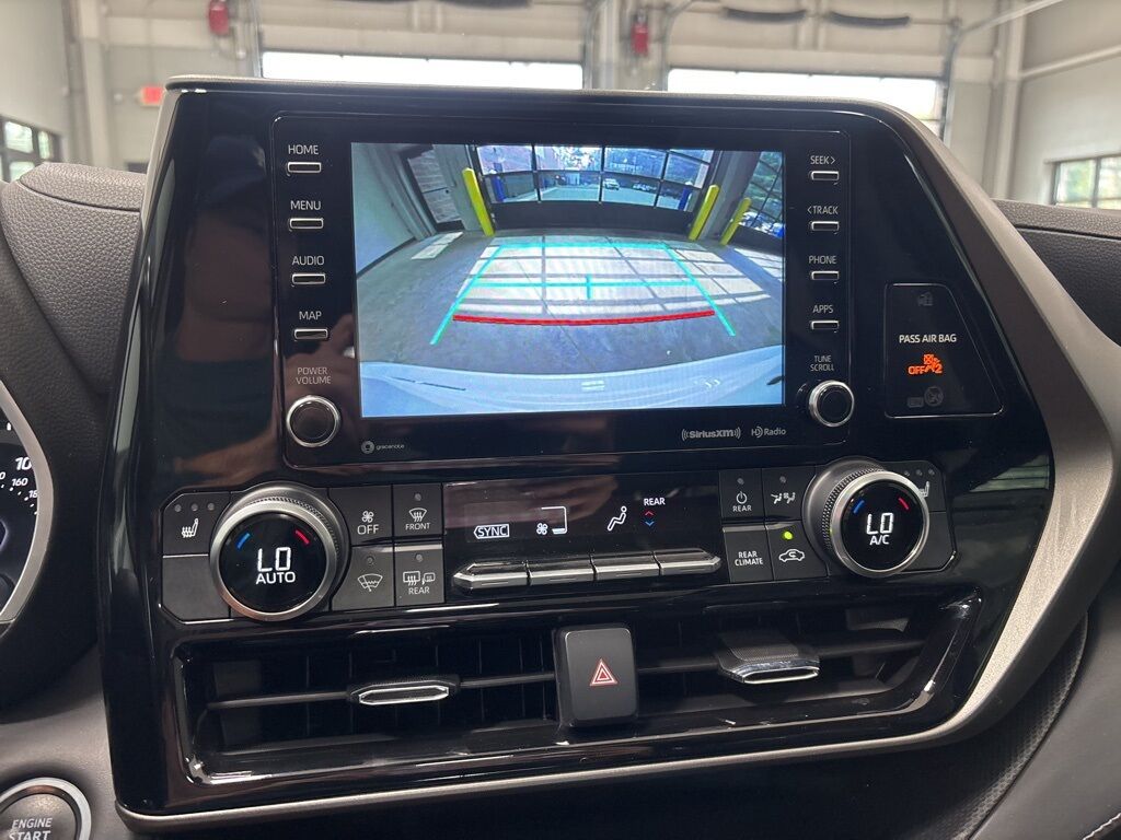 2021 Toyota Highlander XLE AWD 7 Passenger Minocqua WI
