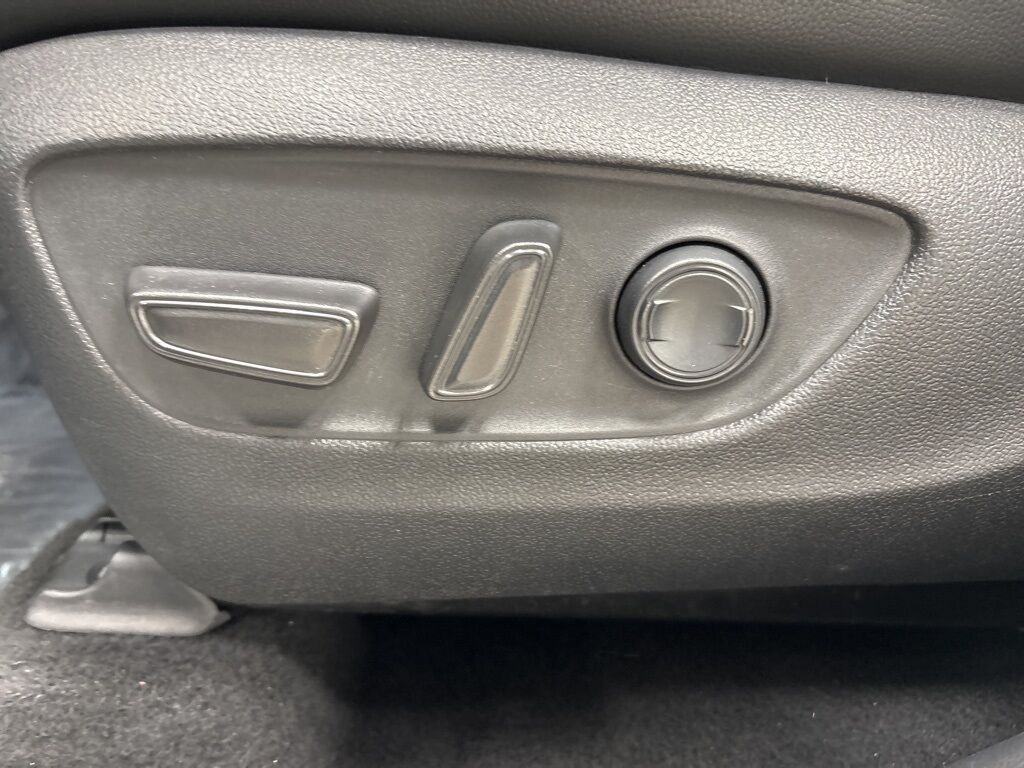 2021 Toyota Highlander XLE AWD 7 Passenger Minocqua WI