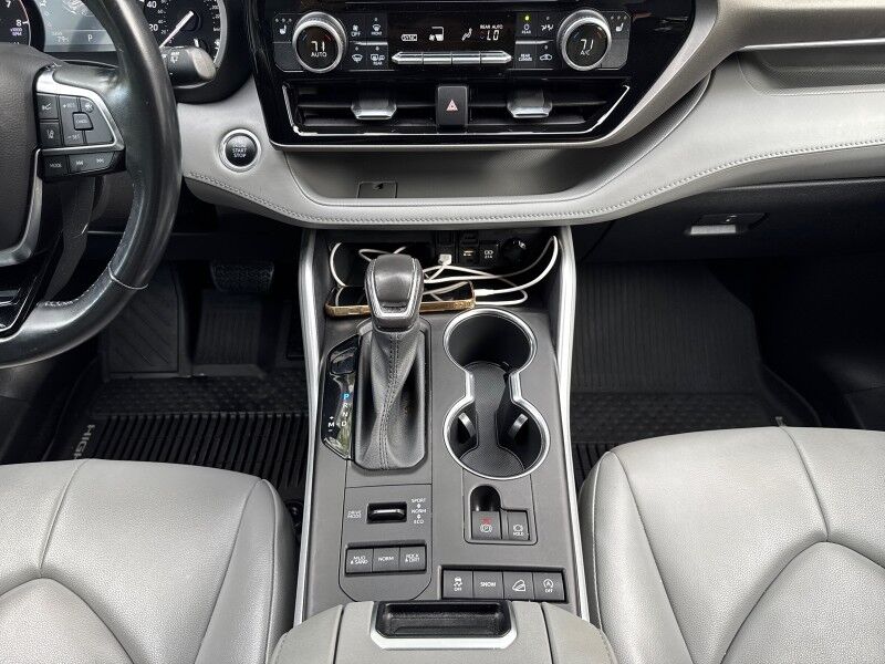 2021 Toyota Highlander XLE AWD Arlington VA