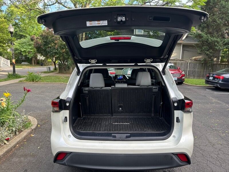 2021 Toyota Highlander XLE AWD Arlington VA