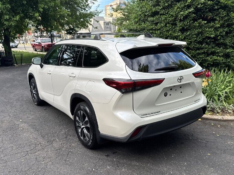 2021 Toyota Highlander XLE AWD Arlington VA