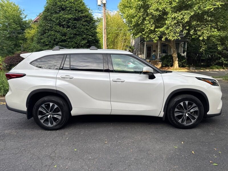 2021 Toyota Highlander XLE AWD Arlington VA