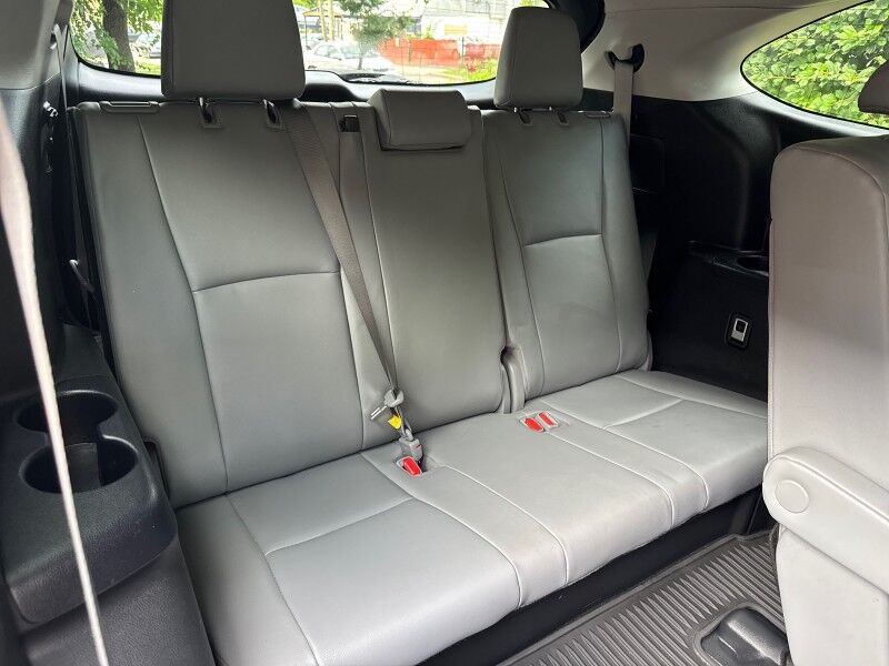 2021 Toyota Highlander XLE AWD Arlington VA