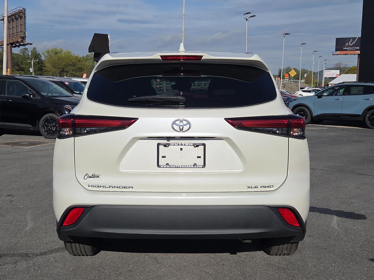 2021 Toyota Highlander XLE AWD Hamburg PA
