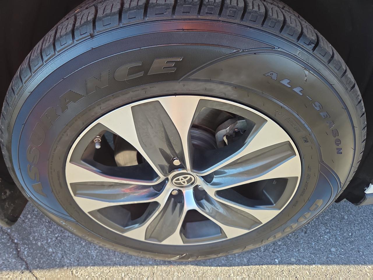 2021 Toyota Highlander XLE AWD Hamburg PA