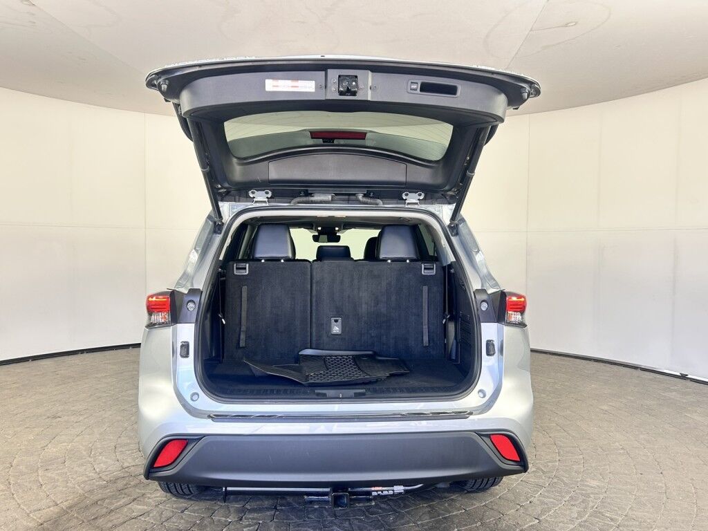 2021 Toyota Highlander XLE AWD Maumee OH