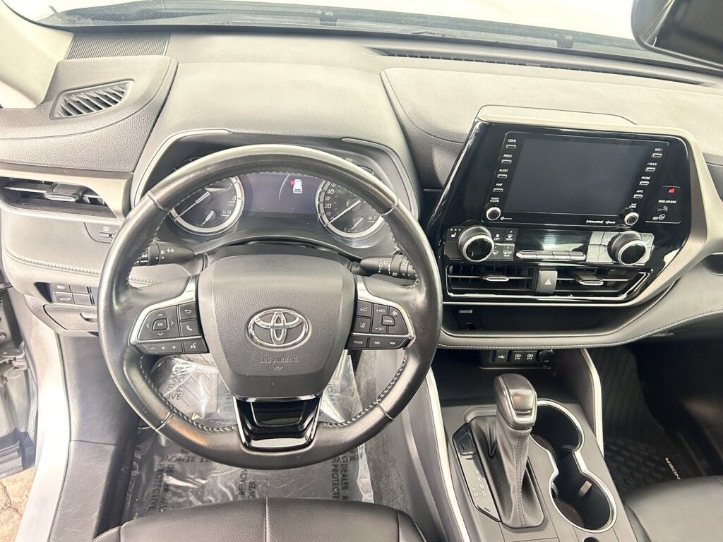 2021 Toyota Highlander XLE AWD Maumee OH