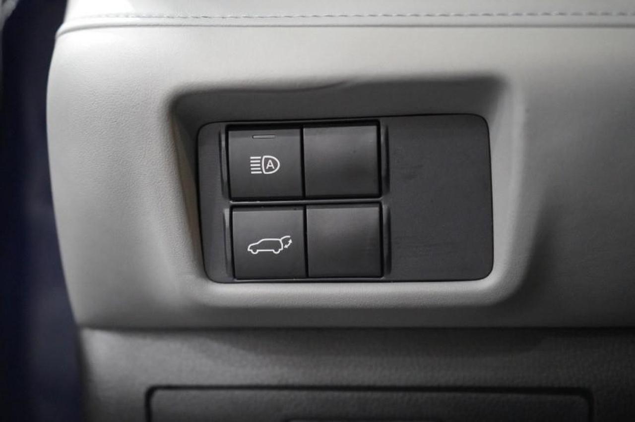 2021 Toyota Highlander XLE Eastchester NY