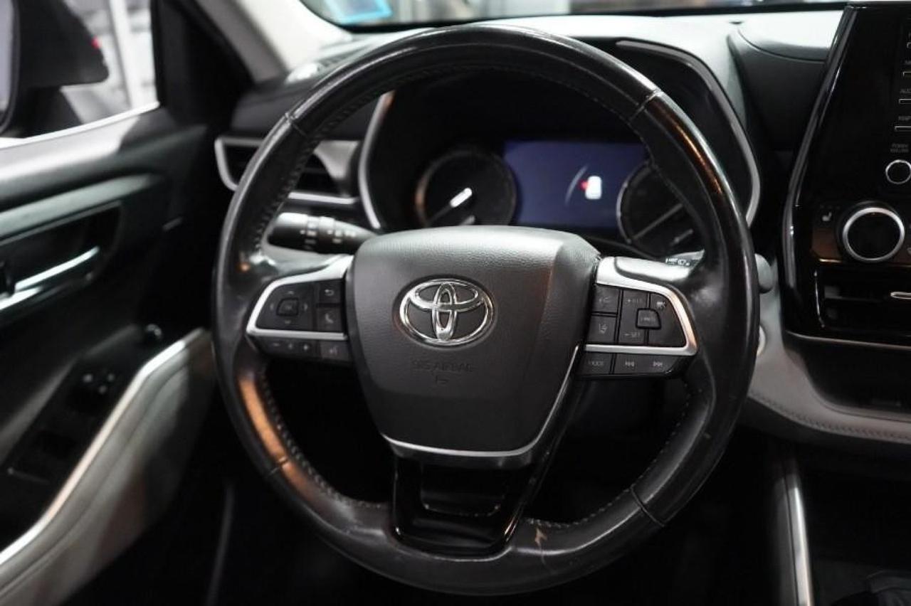 2021 Toyota Highlander XLE Eastchester NY