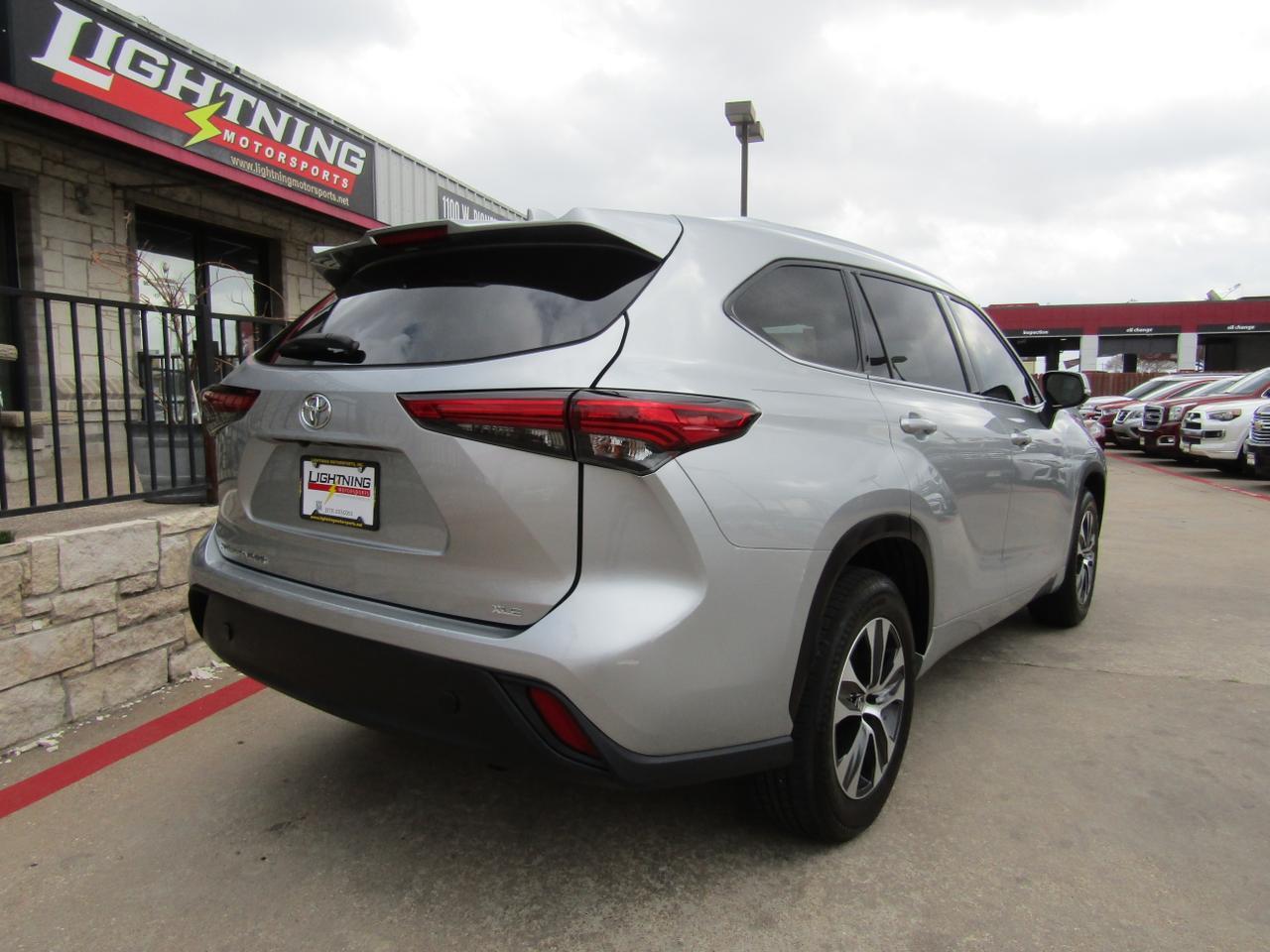 2021 Toyota Highlander XLE FWD (Natl) Grand Prairie TX
