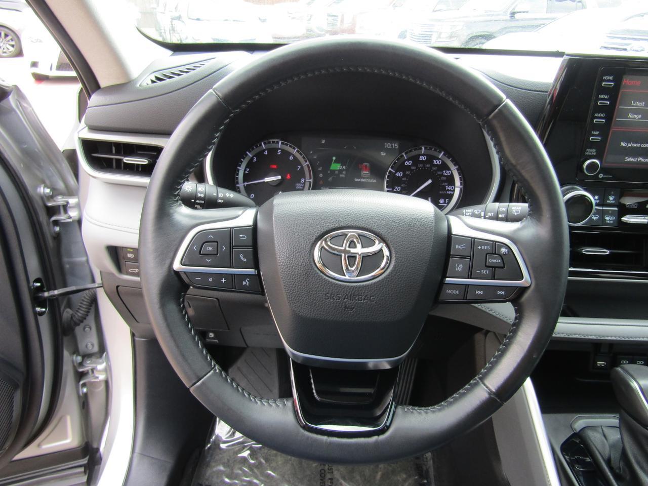 2021 Toyota Highlander XLE FWD (Natl) Grand Prairie TX