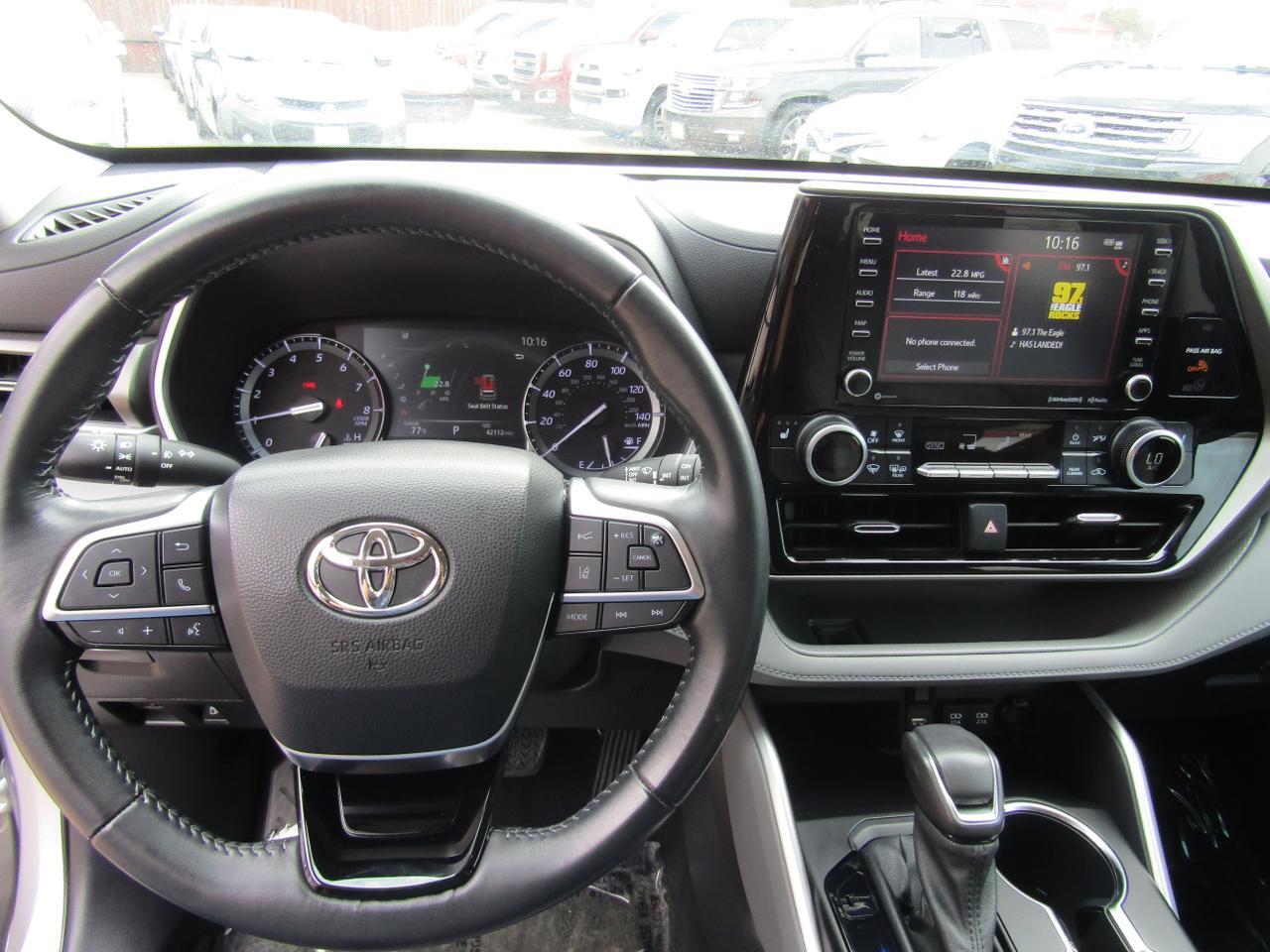 2021 Toyota Highlander XLE FWD (Natl) Grand Prairie TX