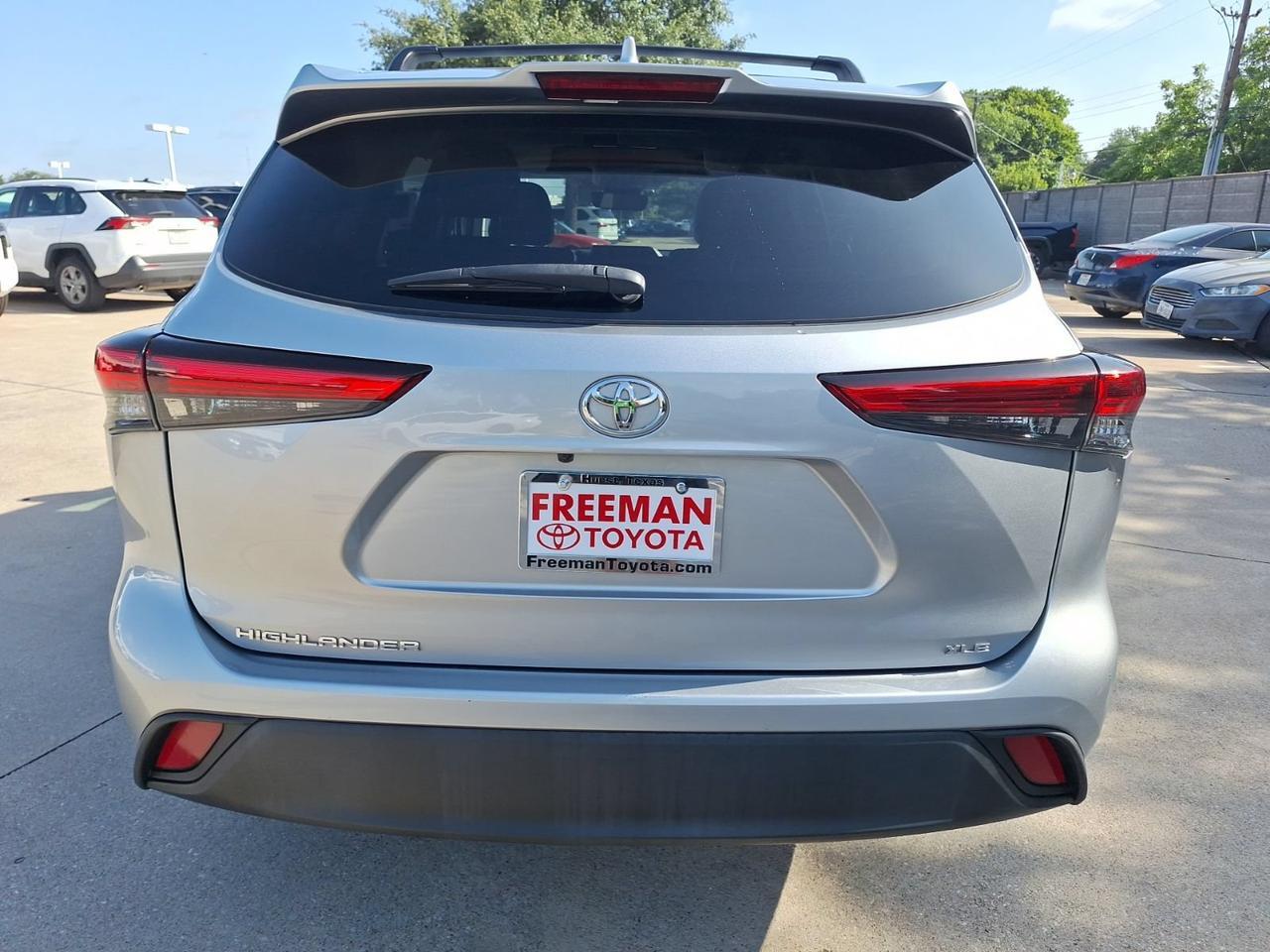 2021 Toyota Highlander XLE Hurst TX