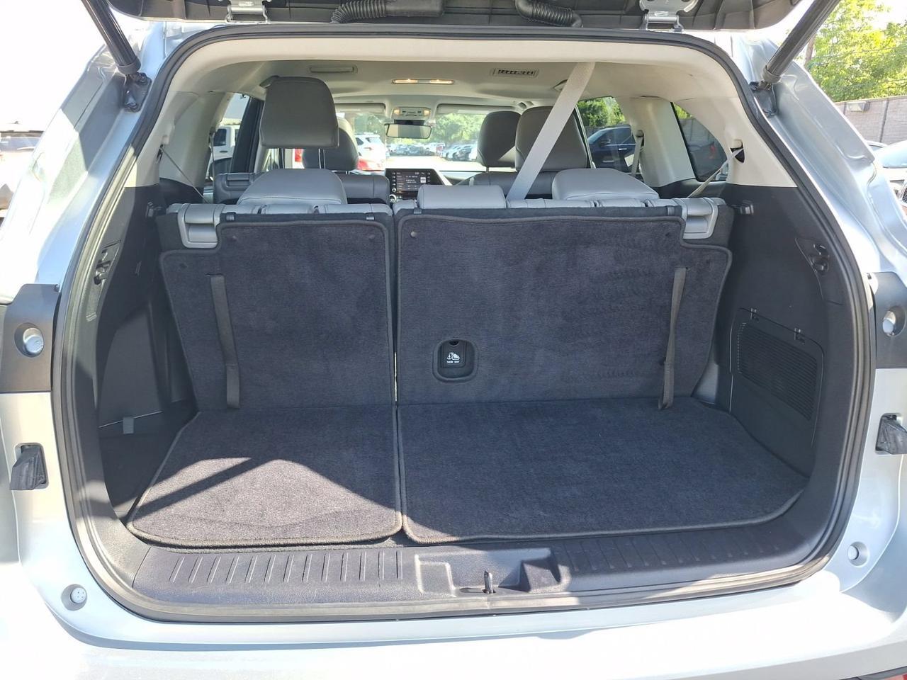 2021 Toyota Highlander XLE Hurst TX