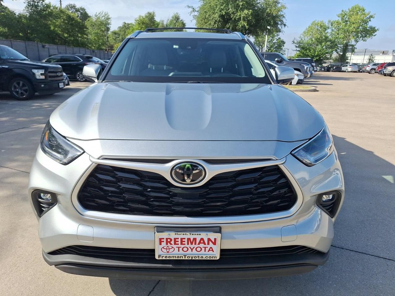 2021 Toyota Highlander XLE Hurst TX
