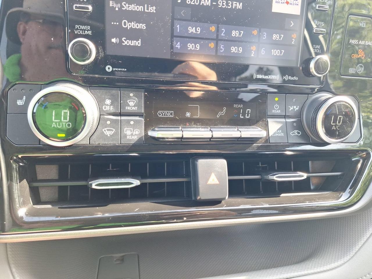 2021 Toyota Highlander XLE Hurst TX