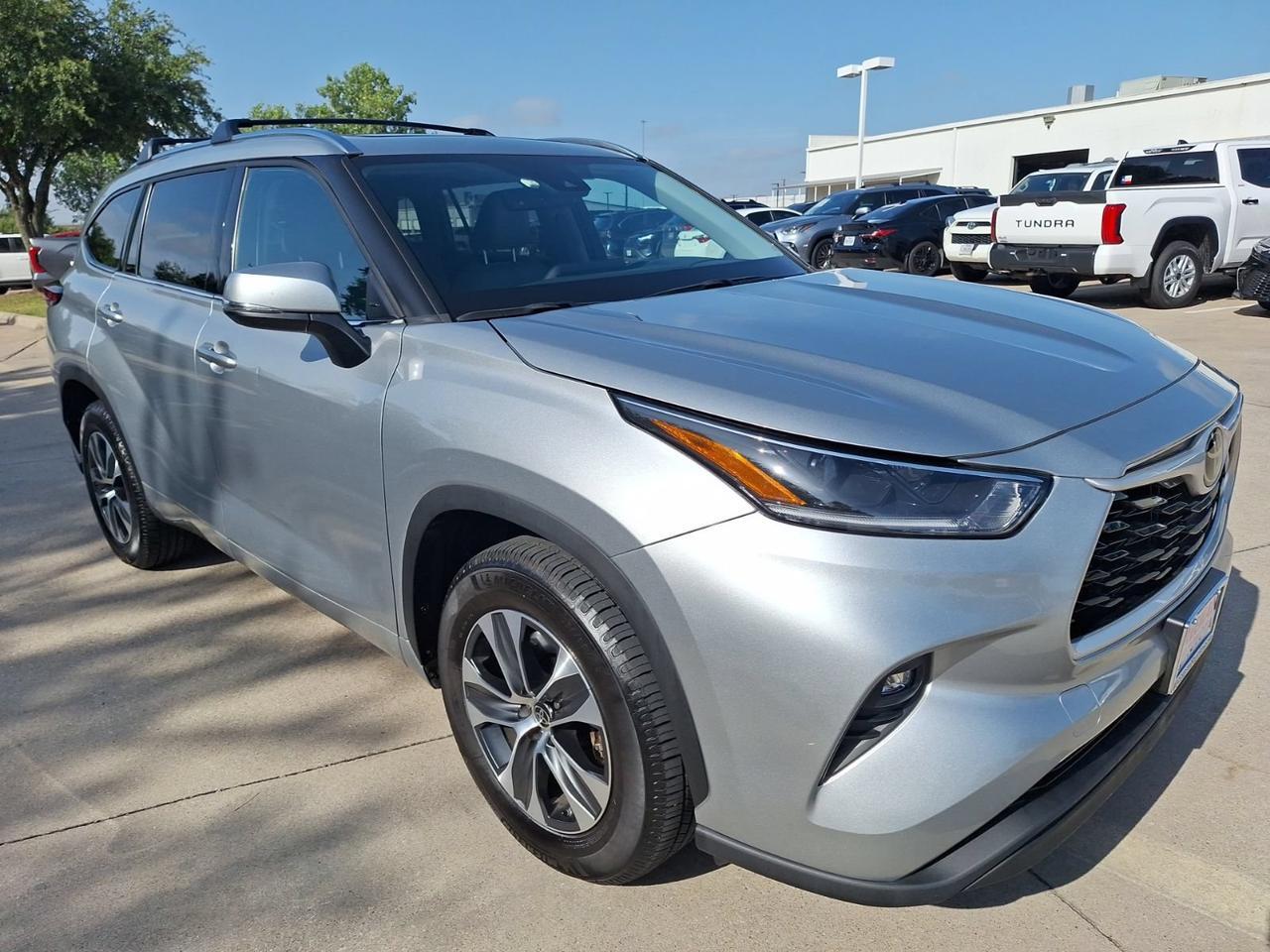 2021 Toyota Highlander XLE Hurst TX
