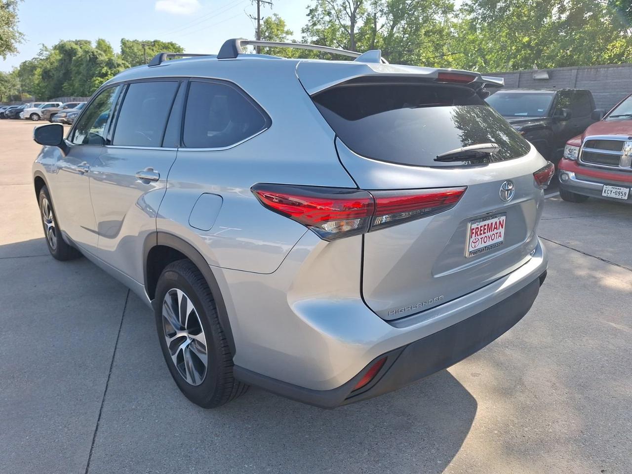 2021 Toyota Highlander XLE Hurst TX