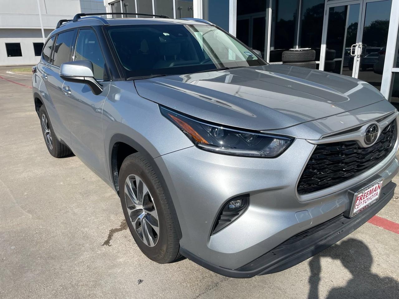2021 Toyota Highlander XLE Hurst TX