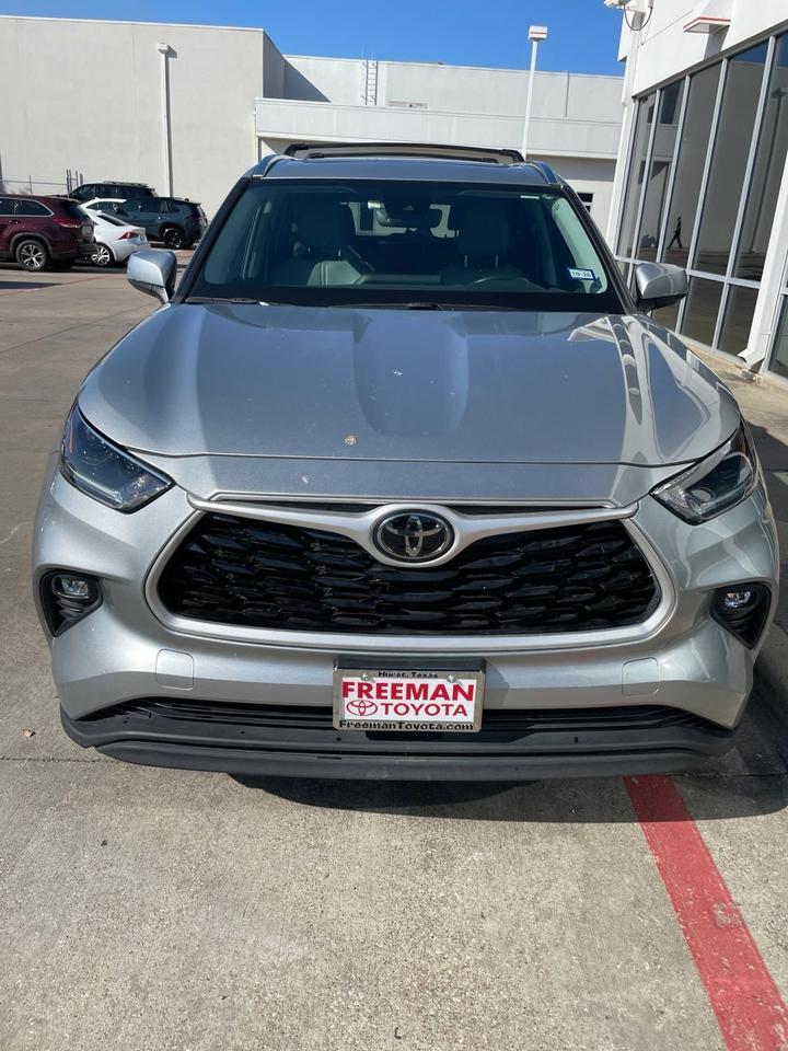 2021 Toyota Highlander XLE Hurst TX