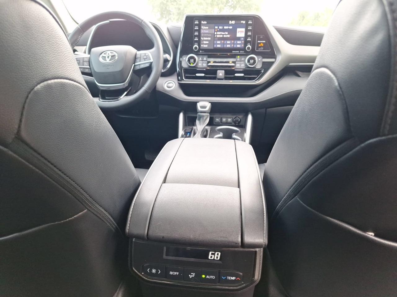 2021 Toyota Highlander XLE Hurst TX