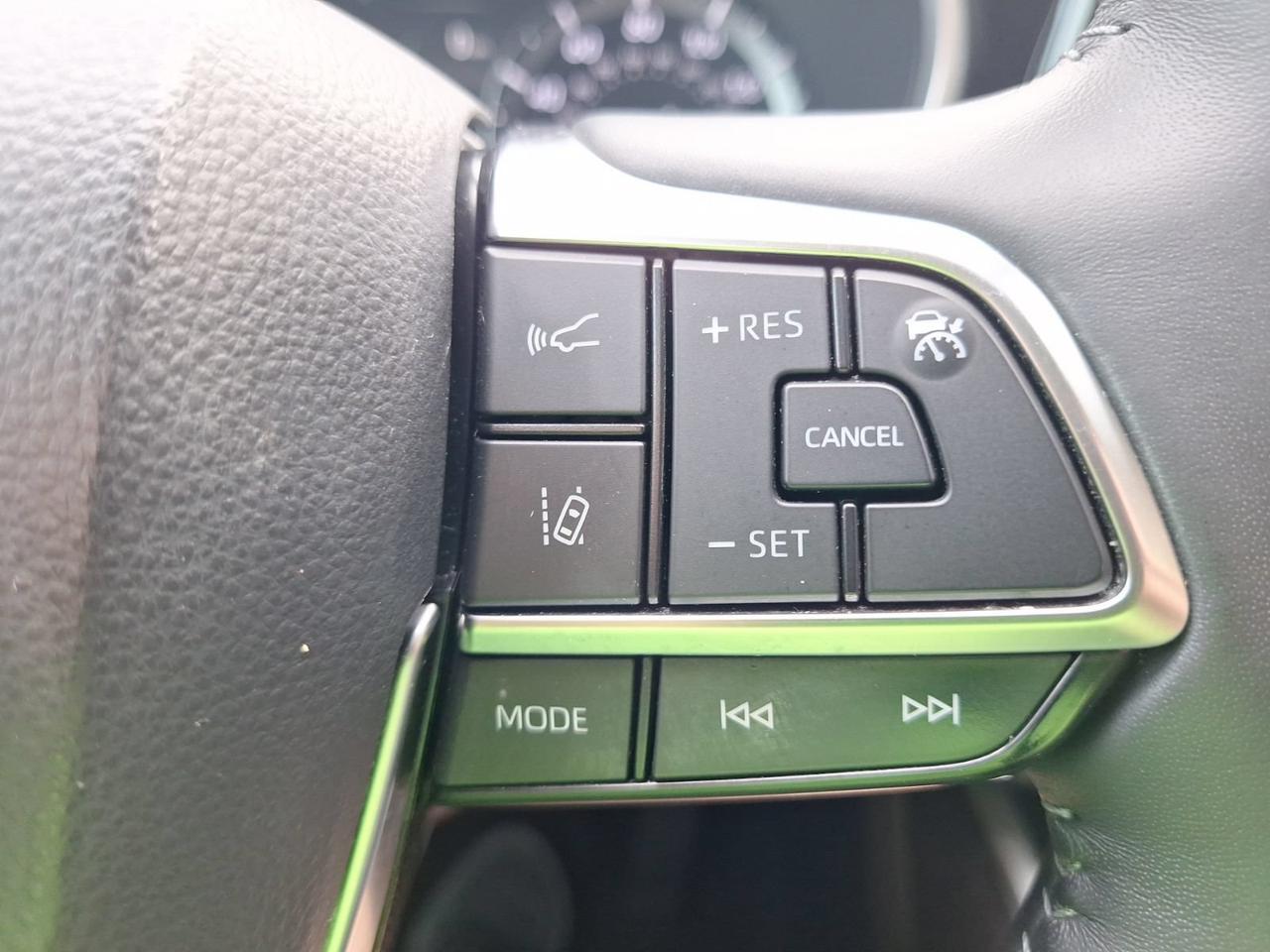 2021 Toyota Highlander XLE Hurst TX