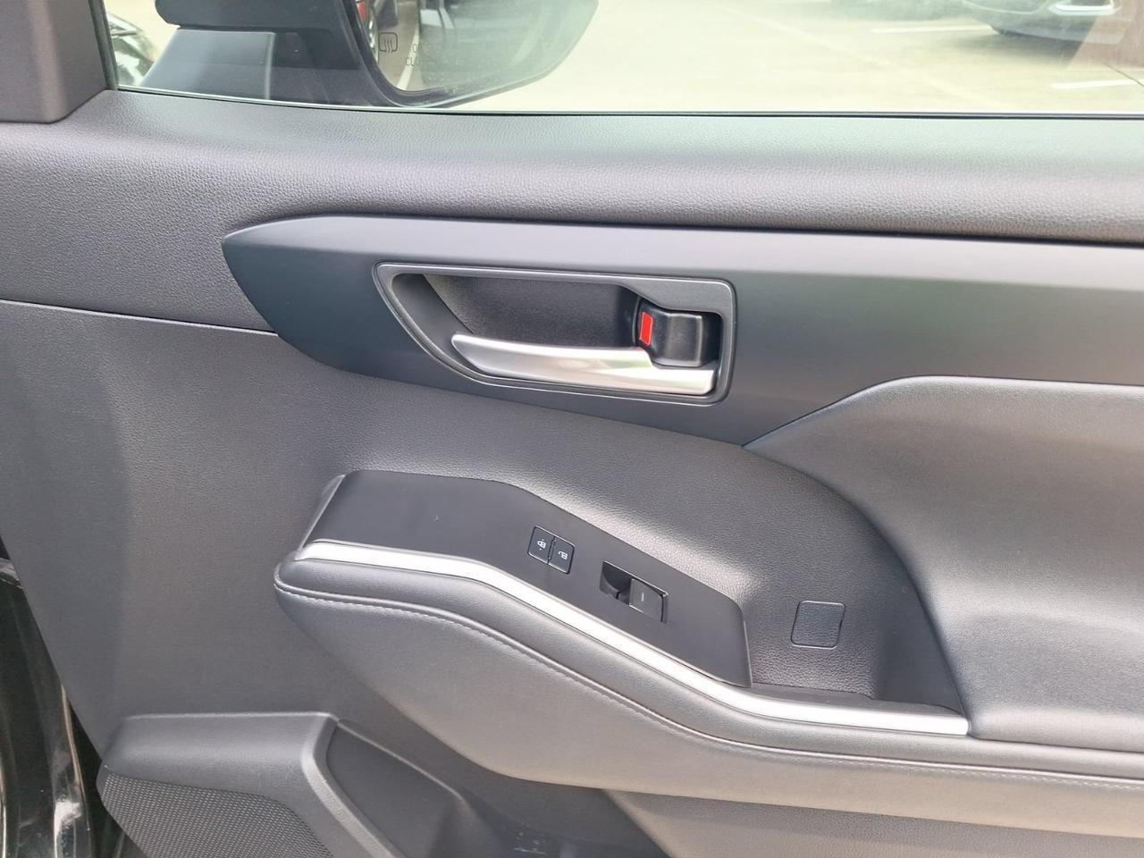 2021 Toyota Highlander XLE Hurst TX