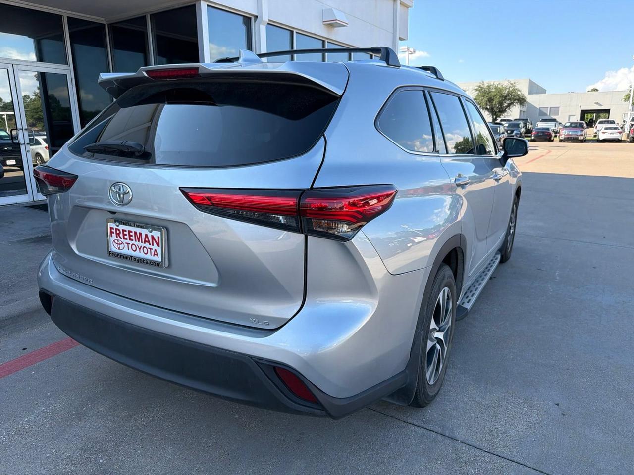2021 Toyota Highlander XLE Hurst TX
