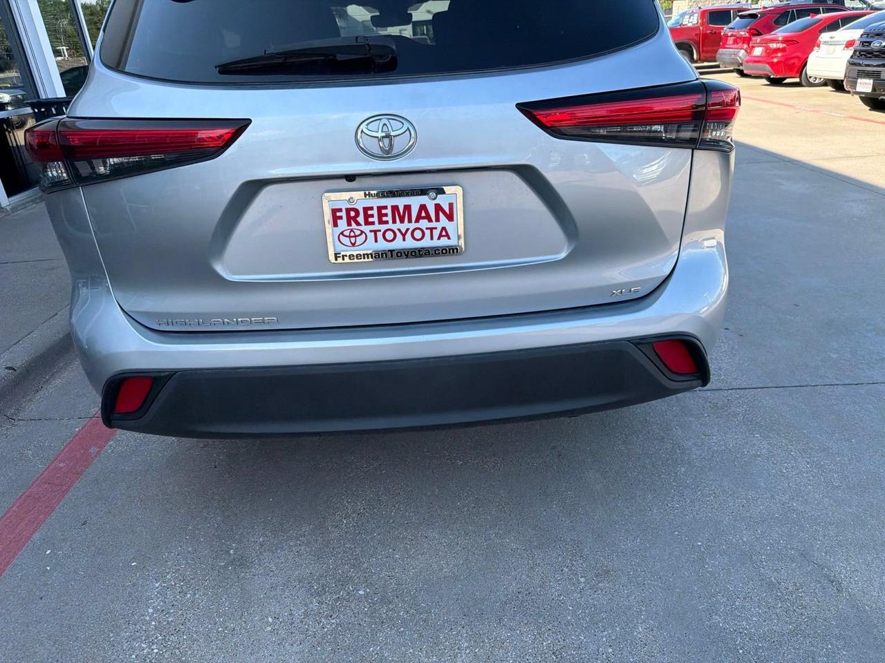 2021 Toyota Highlander XLE Hurst TX