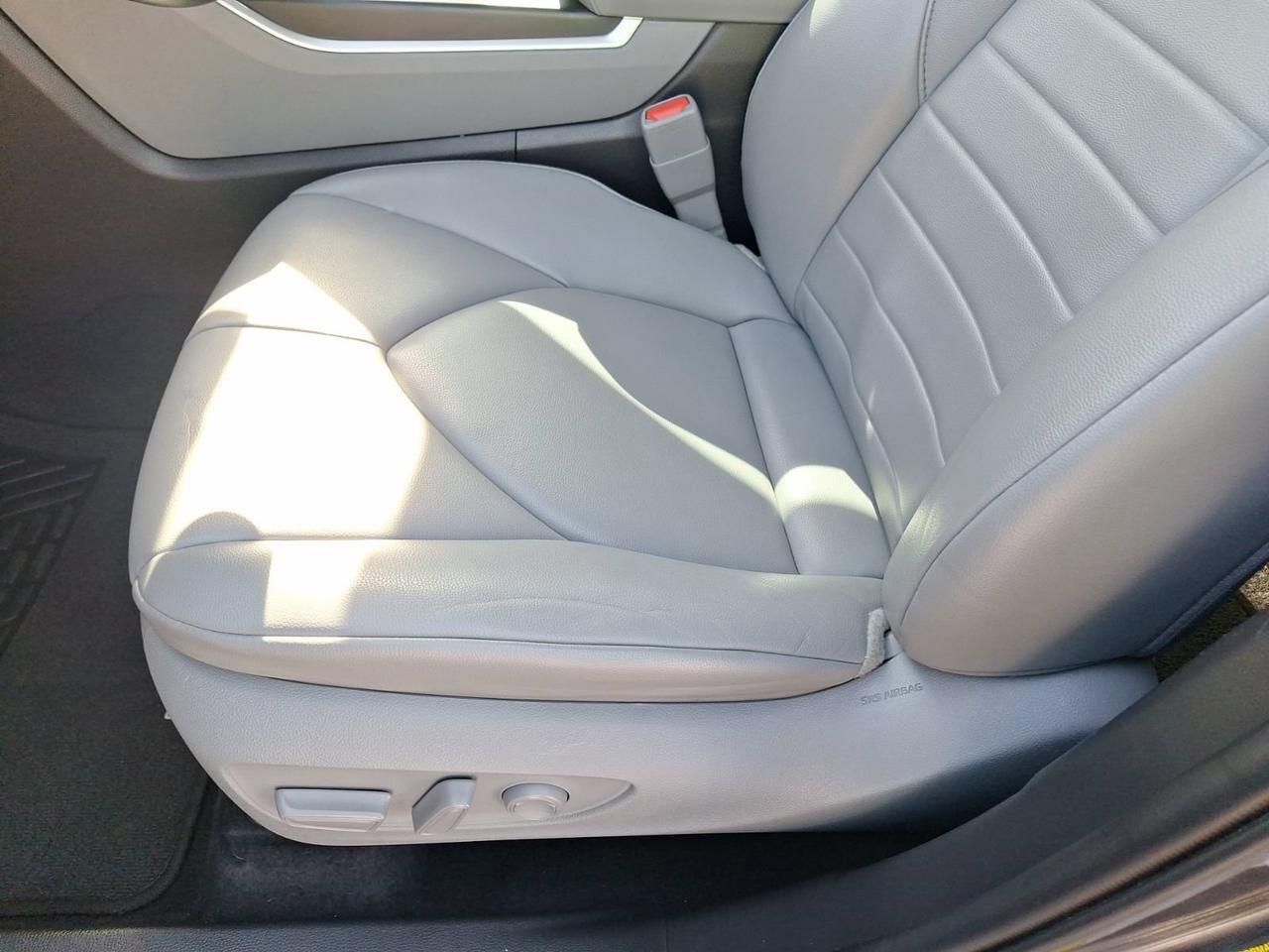 2021 Toyota Highlander XLE Hurst TX