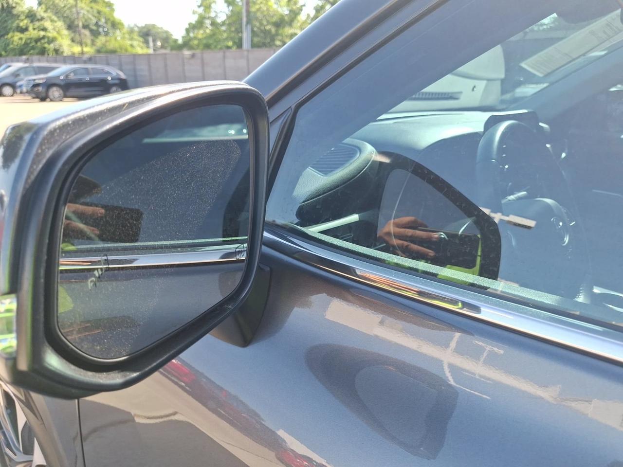 2021 Toyota Highlander XLE Hurst TX