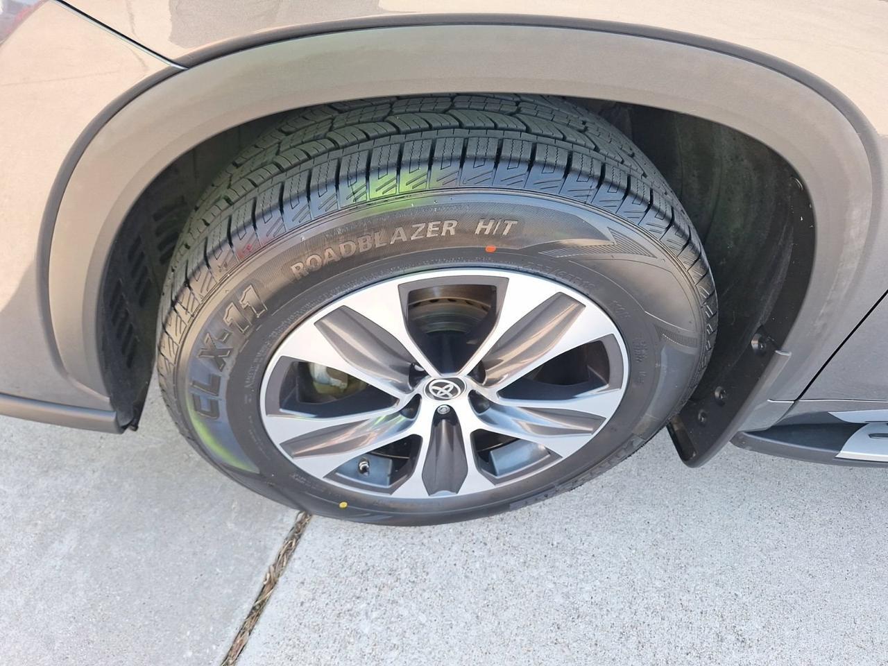 2021 Toyota Highlander XLE Hurst TX