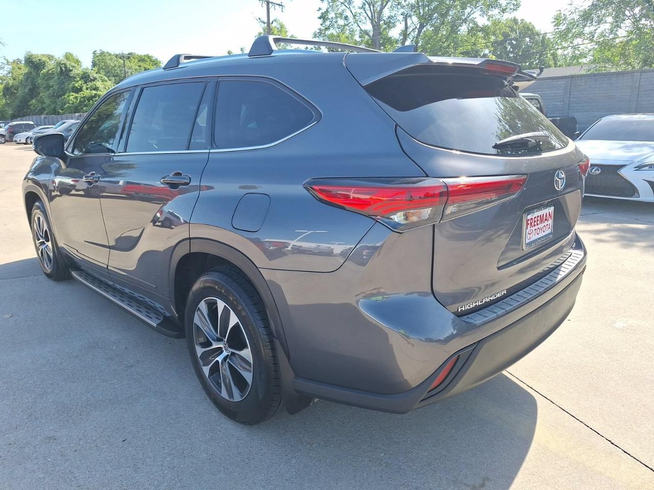 2021 Toyota Highlander XLE Hurst TX