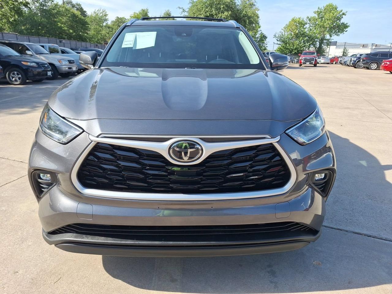 2021 Toyota Highlander XLE Hurst TX