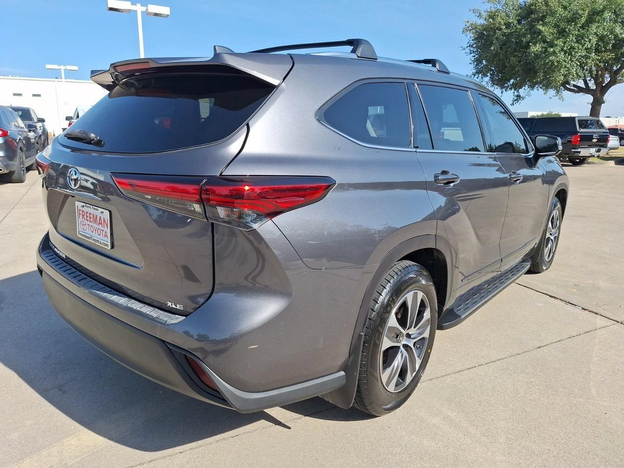 2021 Toyota Highlander XLE Hurst TX